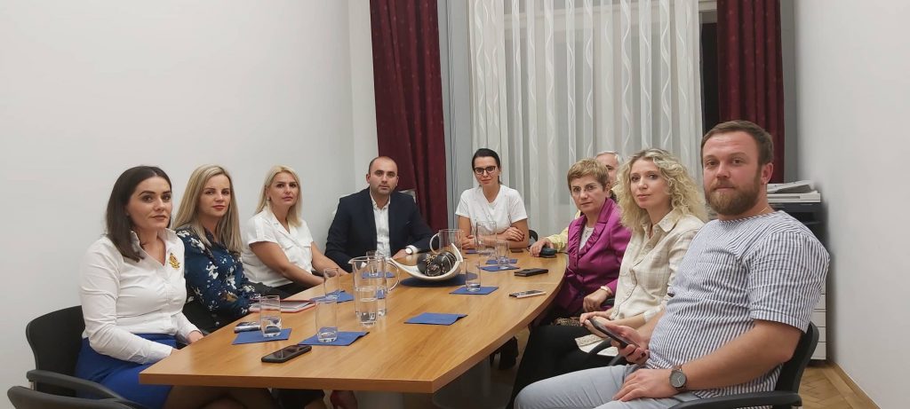 Takime të MDIS-it në Austri për unifikimin e shoqatave shqiptare