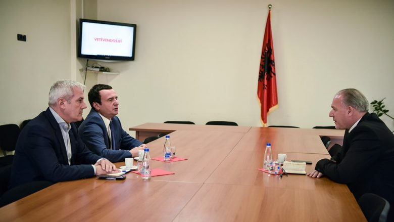 Kurti takohet me Fikrim Damka i partisë turke, diskutojnë për planet e Qeverisë së re