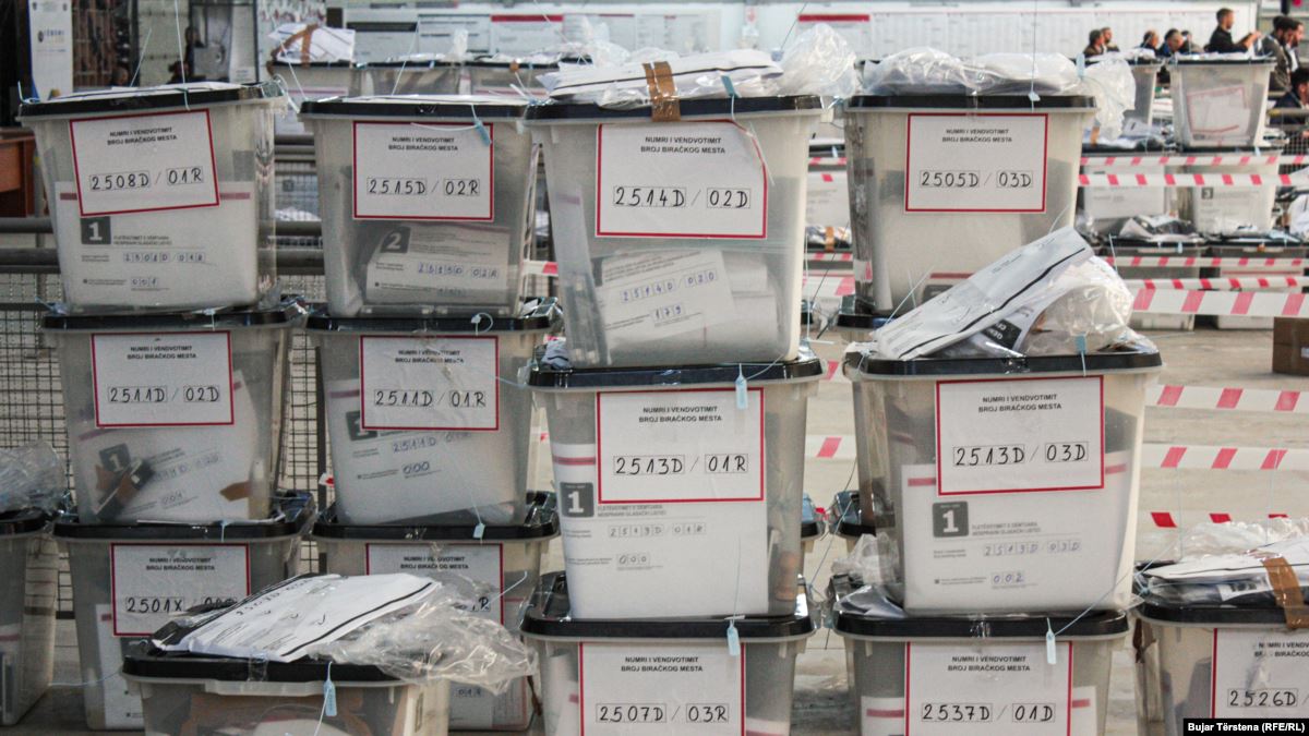 Sot nis rinumërimi i 313 vendvotimeve