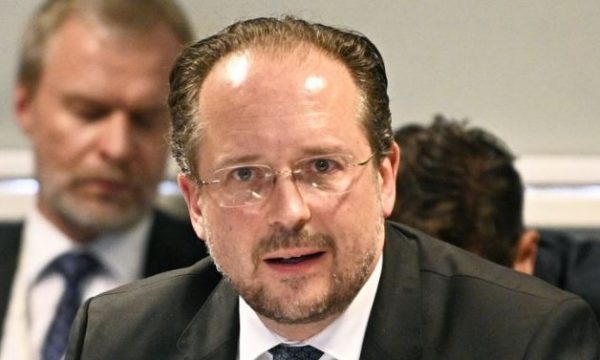 Kryediplomati austriak: Kosova është realitet, sado që disa vende të BE-së nuk e kanë njohur