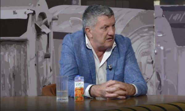 Milaim Zeka thotë se helmimi nuk u bë nga Serbia, por nga ata që duan ta ndalin Albin Kurtin