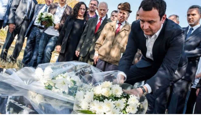 Kurti bëri homazhe te varri i ish-rektorit Statovci