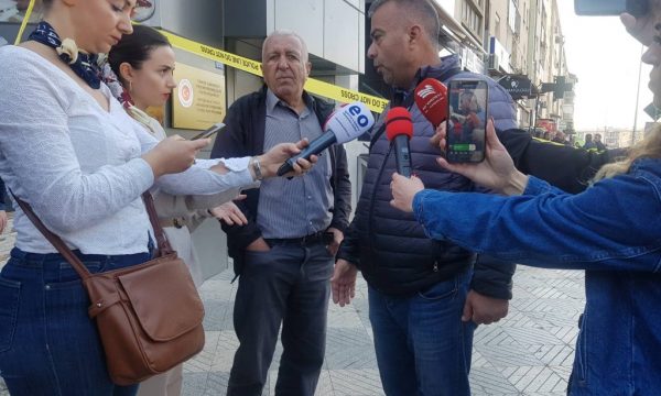 Rrëfen dëshmitari që e shpëtoi viktimën brenda banesës që po digjej në Ulpianë