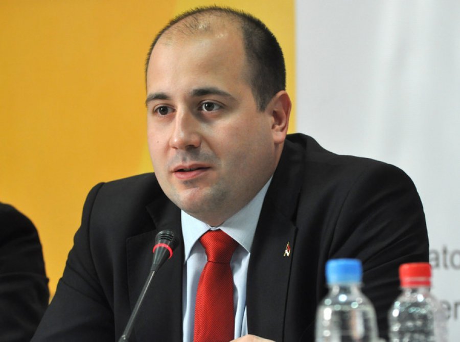 Kozarevit nuk i lejohet hyrja në Kosovë, nuk njoftoi për vizitën