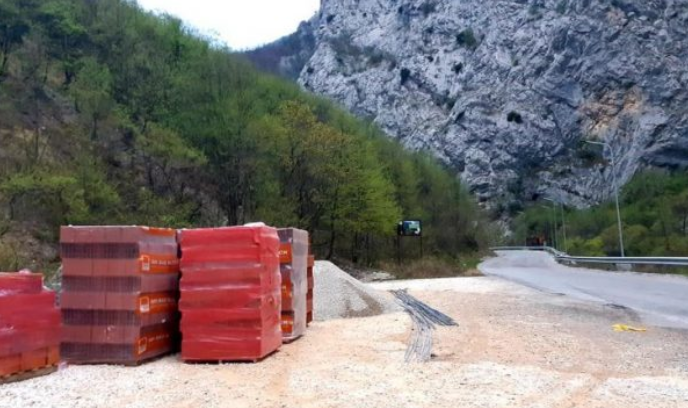 Protestuan kundër laurës në Rugovë, tash Ministra vendos shtatë të tilla në rajone të ndryshme