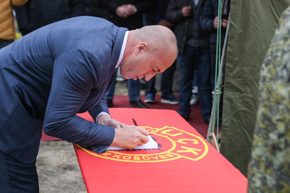 Haradinaj ngushëllon familjen e nënoficerit të FSK-së