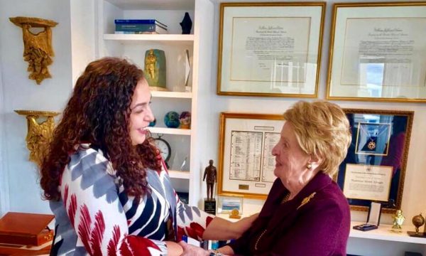 Osmani takon Albrightin: Shpëtimtarja e shtetit tonë në kohët më të rënda