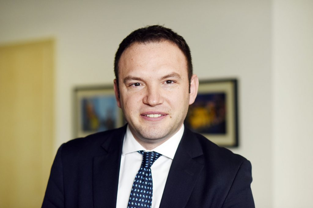 Kush është Kreshnik Gashi, drejtori ri i AKI-së?