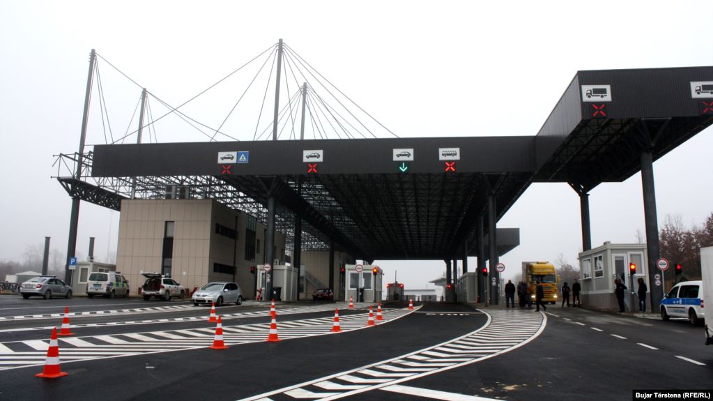 Ideja e bashkimit të Doganës dhe Administratës Tatimore – drejt dështimit