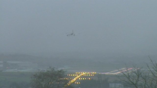 Mjegulla shkakton vonesa në Aeroportin e Prishtinës