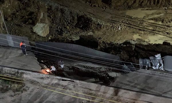 Shembet trotuari te ‘Rruga C’, shkak punimet në ndërtime