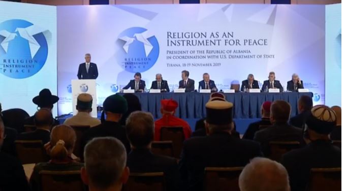 Thaçi: Feja në Kosovë në shërbim të forcimit të paqes dhe tolerancës