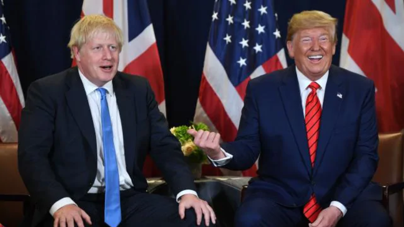 Trump e viziton Londrën në ditën e fundit të fushatës zgjedhore në Britani