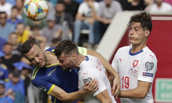 A do të mungojë Patrik Schick në ndeshje me Kosovën? Përgjigjet trajneri i Çekisë!