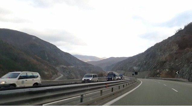 Forca të reja nga Kosova nisen për Shqipëri