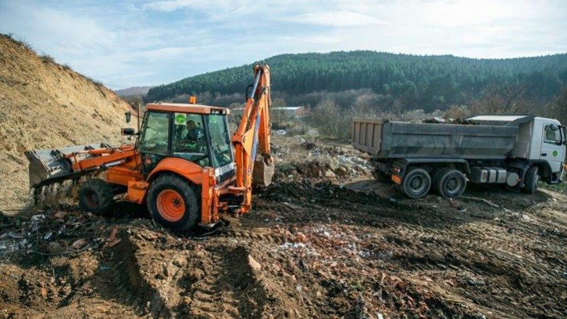 Ahmeti: 450 ton mbeturina largohen nga fshati Lebanë