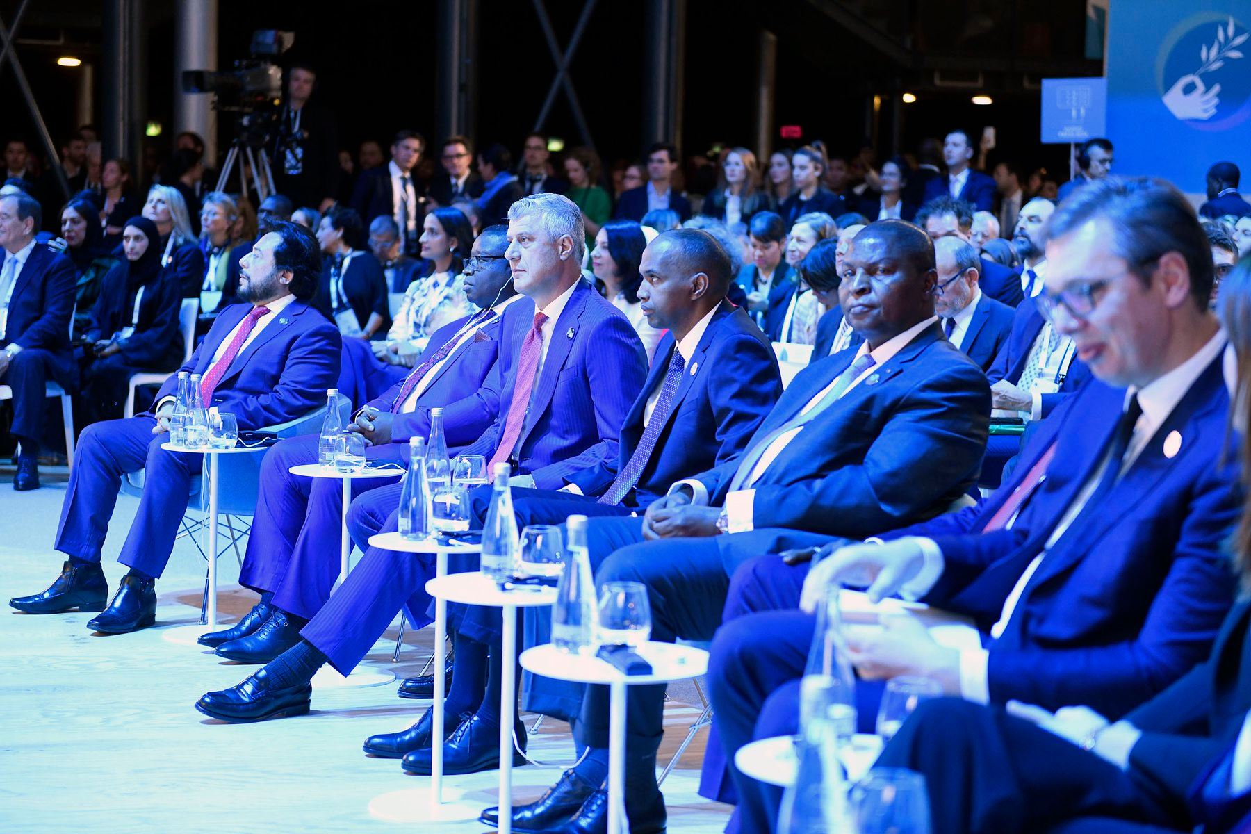 Thaçi në Paris: Integrimi i të gjitha shteteve të Ballkanit në NATO dhe BE, perspektiva e vetme për paqe