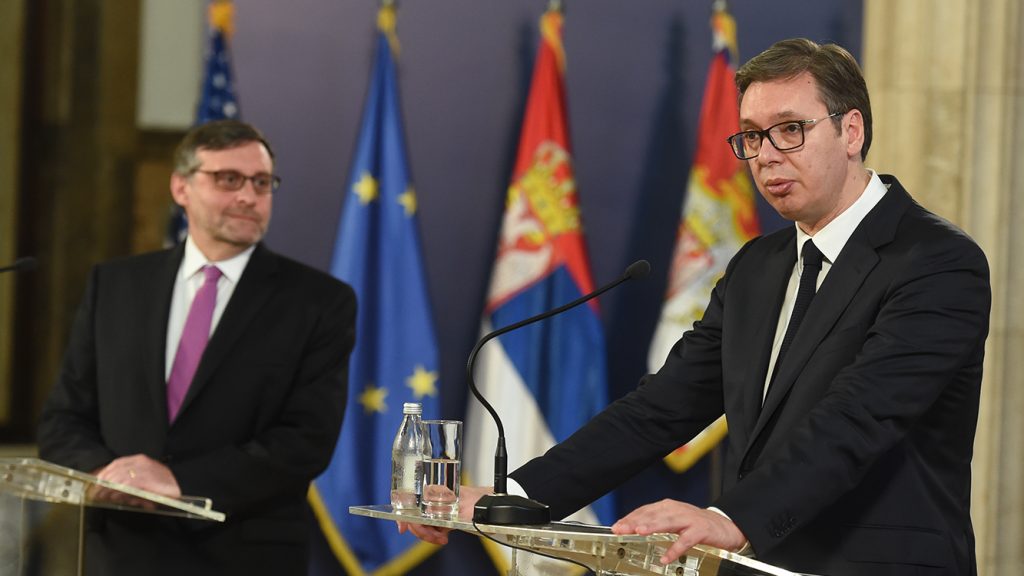 Vuçiq tregon prapaskenat e bisedimeve në Uashington, thotë se Palmer ishte kategorikisht kundër marrëveshjes