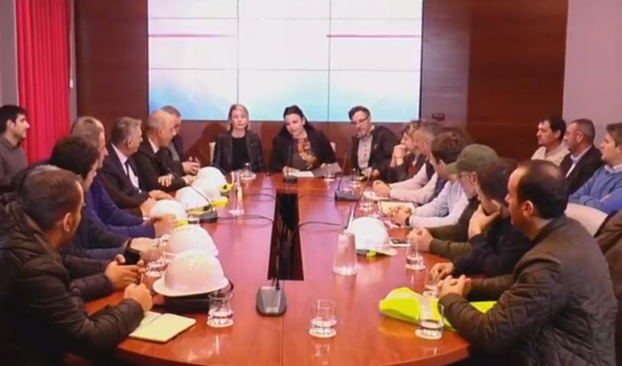 40 inxhinierë e arkitektë nga Kosova i bashkohen ekipit shqiptar për verifikimin e dëmeve në objekte