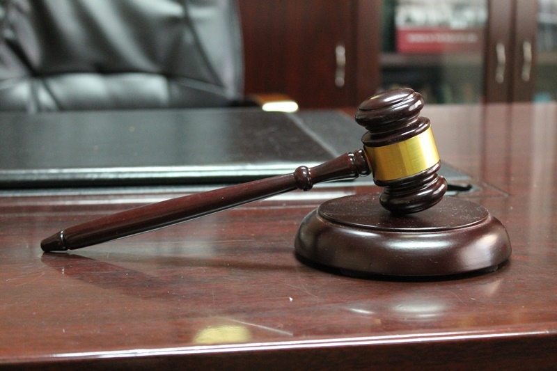 Dy vjet burg për rrezikim të trafikut publik