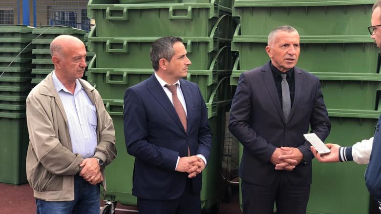 Kosova i dhuron 350 kontejnerë Bujanovcit, Lugina kërkon edhe investime tjera