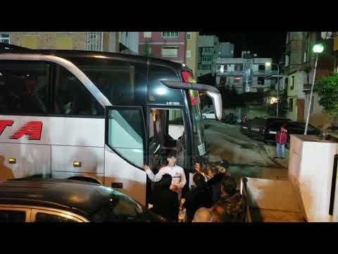 Niset autobusi i parë, familjet e Durrësit nisen për në Kosovë