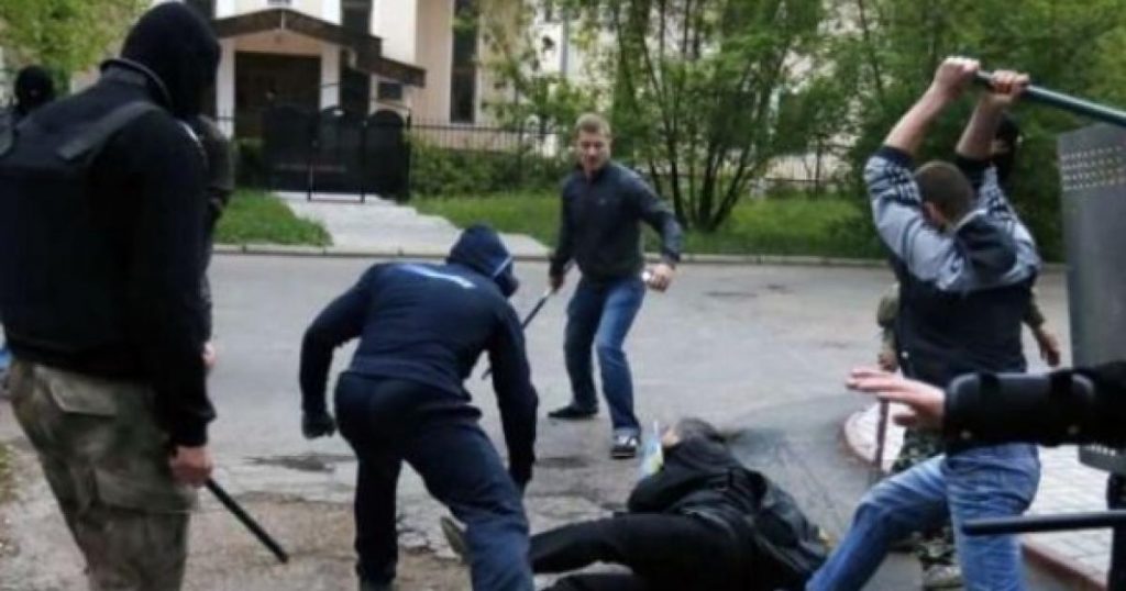 Përleshje me mjete të mprehta në Pejë, dy persona bëhen për spital