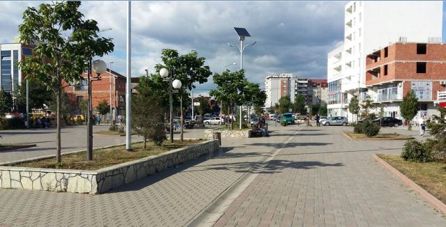 Qytetarët e përkrahin orarin e ri të kufizimeve, thonë se është më i përshtashëm se më parë