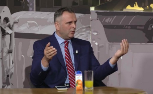 Bajqinofci: Duhet rishqyrtuar marrja e vendimeve për lejen e sigurisë që lëshohen nga AKI