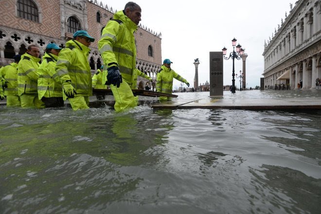 Venecia përsëri nën ujë, dëmet arrijnë në rreth 1 miliard euro 