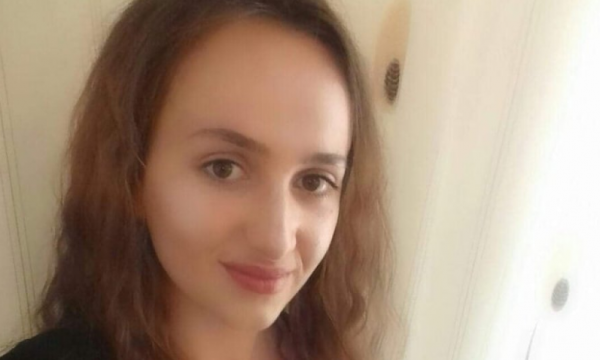 Vdekja e 22-vjeçares në Besi të Prishtinës, babai dhe vëllai po mbahen si të dyshuar