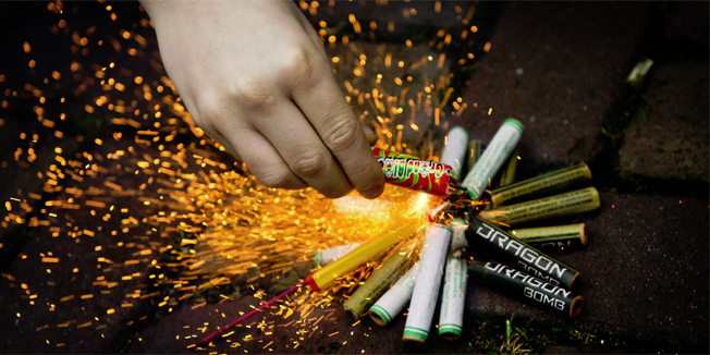 Festat e fundvitit po afrohen: Komuna e Lipjanit ndalon fishekzjarret