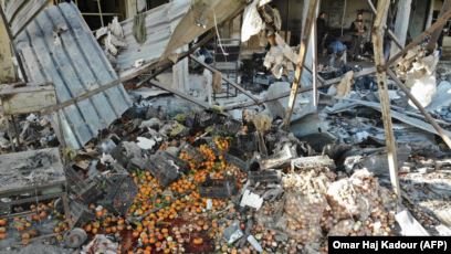 Avionët rusë dhe sirianë vrasin së paku 15 civilë në Siri