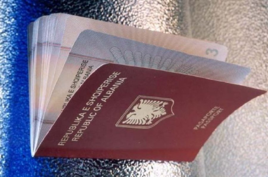 Gjyqtarëve u hiqen pasaportat VIP
