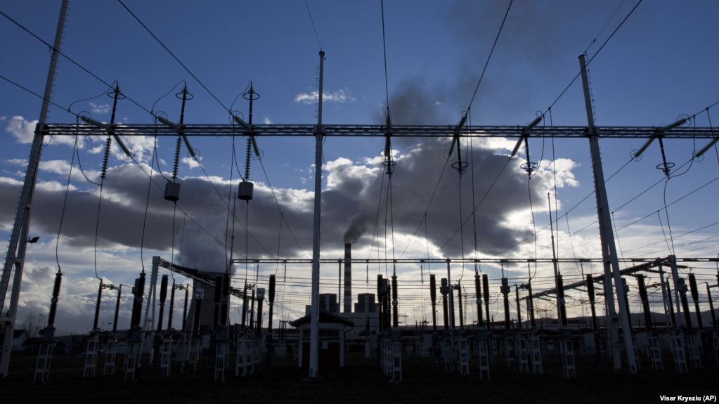 Serbia ndërpret transmetimin e energjisë për Kosovën