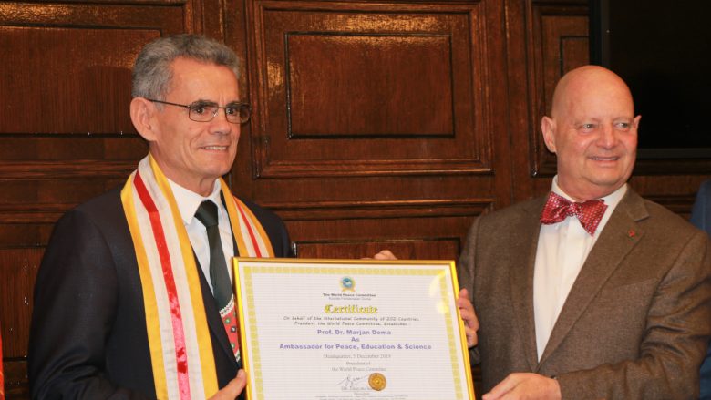 Rektorit të UP-së i dhurohet titulli “Ambasador i Paqes, Edukimit dhe Shkencës”