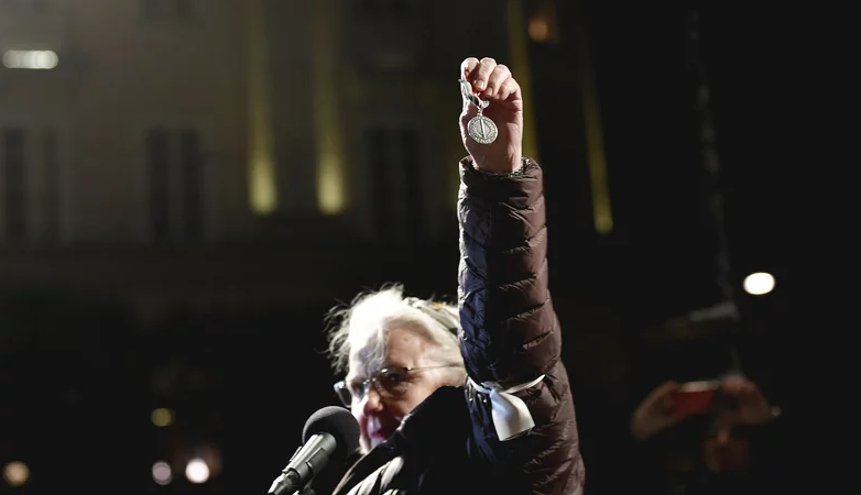 Për shkak të Peter Handkes, mjekja suedeze e kthen prapa çmimin Nobel