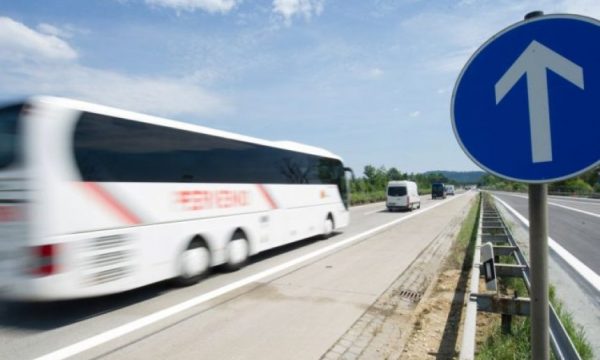Edhe një tejkalim në vijë të plotë i autobusit të linjës Gjakovë – Prishtinë