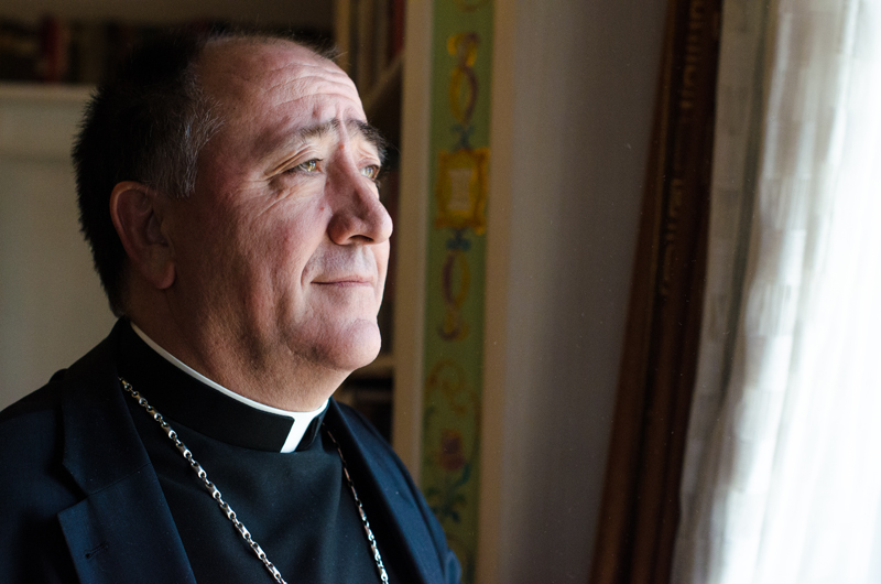 Imzot Dodë Gjergji uron Krishtlindjet: Më shumë dashuri e mirëkuptim