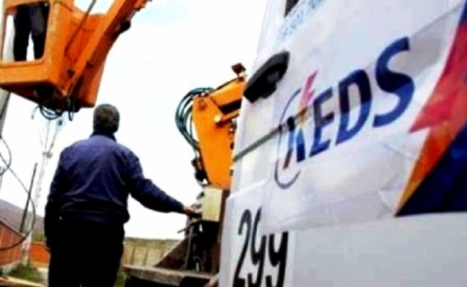 ‘Po harxhon shumë rrymë’, arrestohen për ryshfet dy punëtorë të KEDS-it
