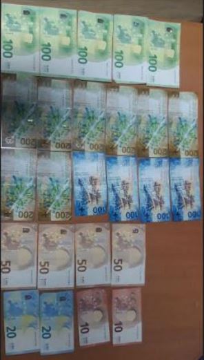 Pejë, vodhi 2500 franga dhe 500 euro nga çanta e një gruaje