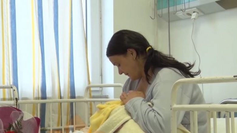 Nënat durrsake të vendosura në Prizren sjellin në jetë dy foshnje