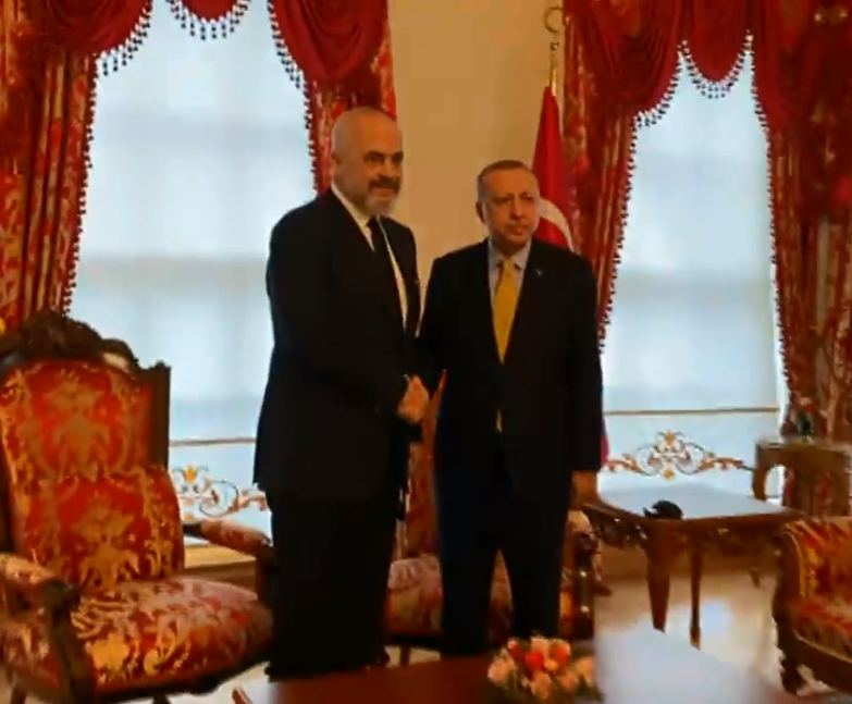 Tërmeti: Ndihma e Turqisë, Rama takohet me Erdogan