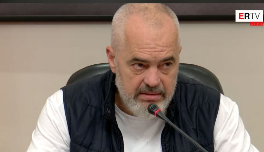 Rama pos parave kërkon edhe punëtorë nga vendet e huaja