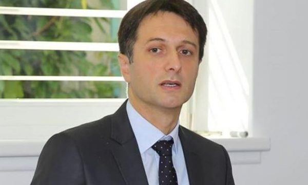 Murati: Papërgjegjësi e plotë e VV’së dhe LDK’së, nëse e fusin vendin në krizë institucionale