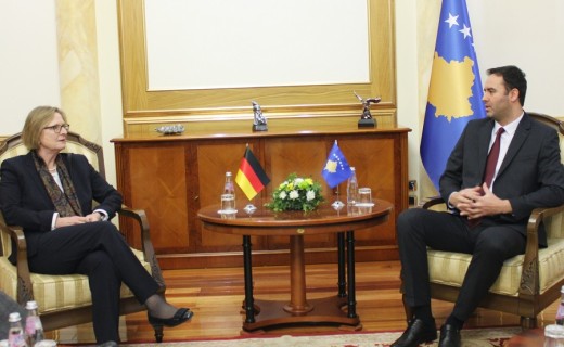 Konjufca- Schütz diskutojnë për bashkëpunimin Kosovë-Gjermani