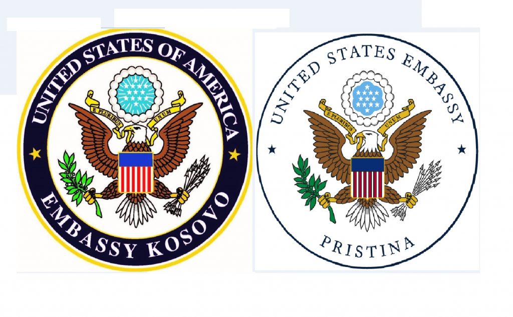 Pse Ambasada Amerikane ndryshoi vulën nga “Kosovo” në “Pristina”?