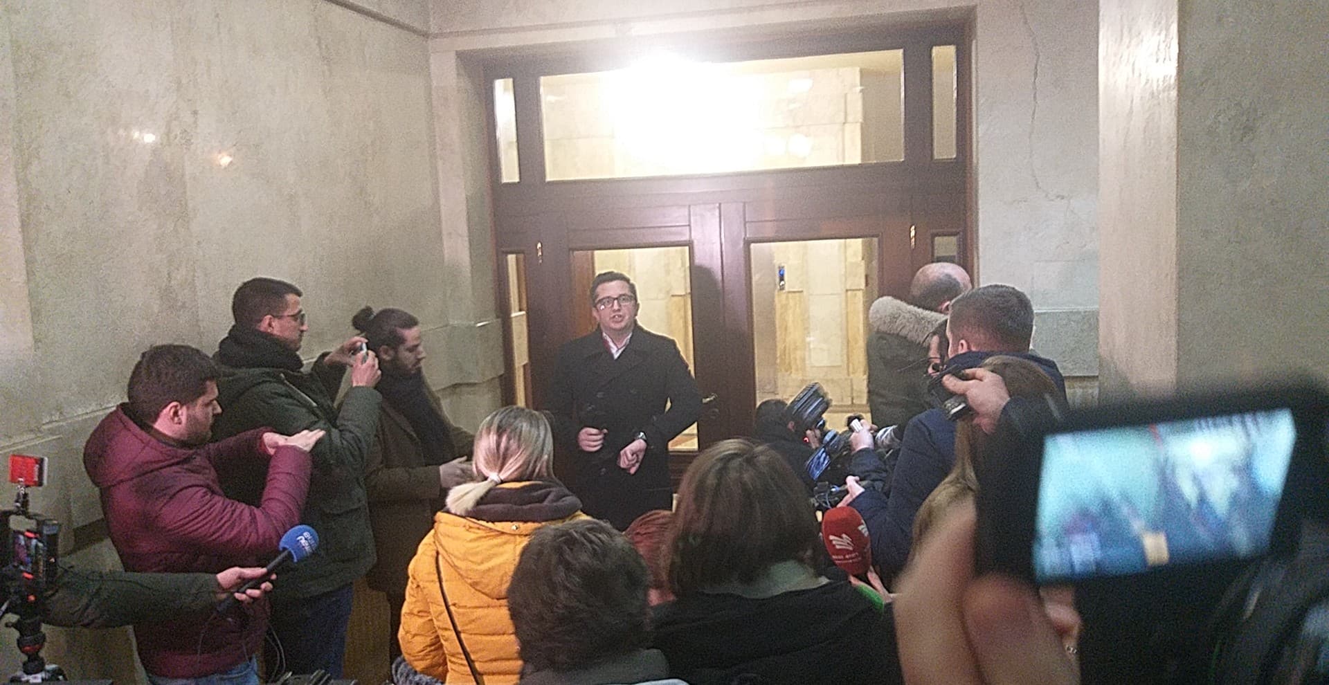 Përfundon takimi maratonik Kurti-Mustafa, nuk ka marrëveshje për koalicion