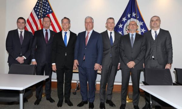 Marrëveshja për linjën ajrore Prishtinë -Beograd eliminon taksën ndaj Serbisë