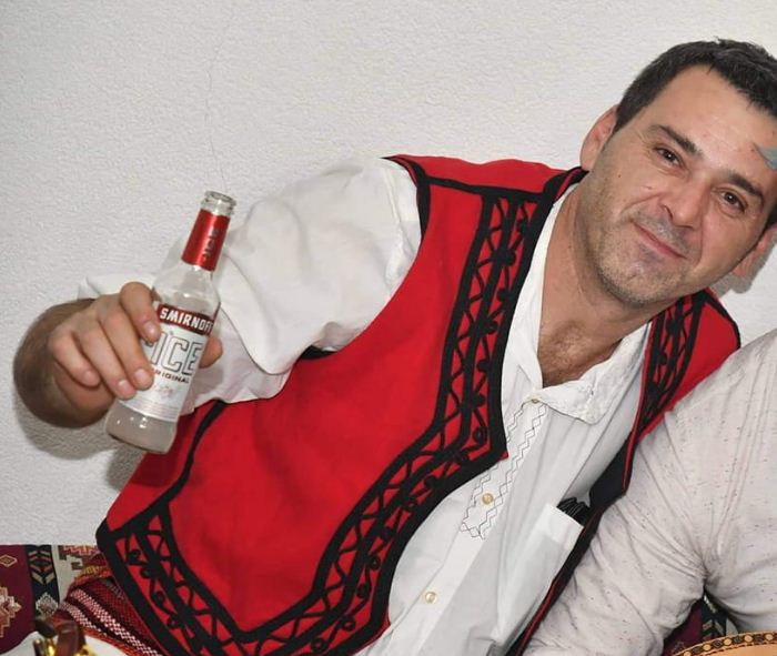 Ky është personi që humbi jetën nga të shtënat me armë zjarri në Suharekë